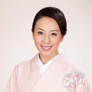 島田律子